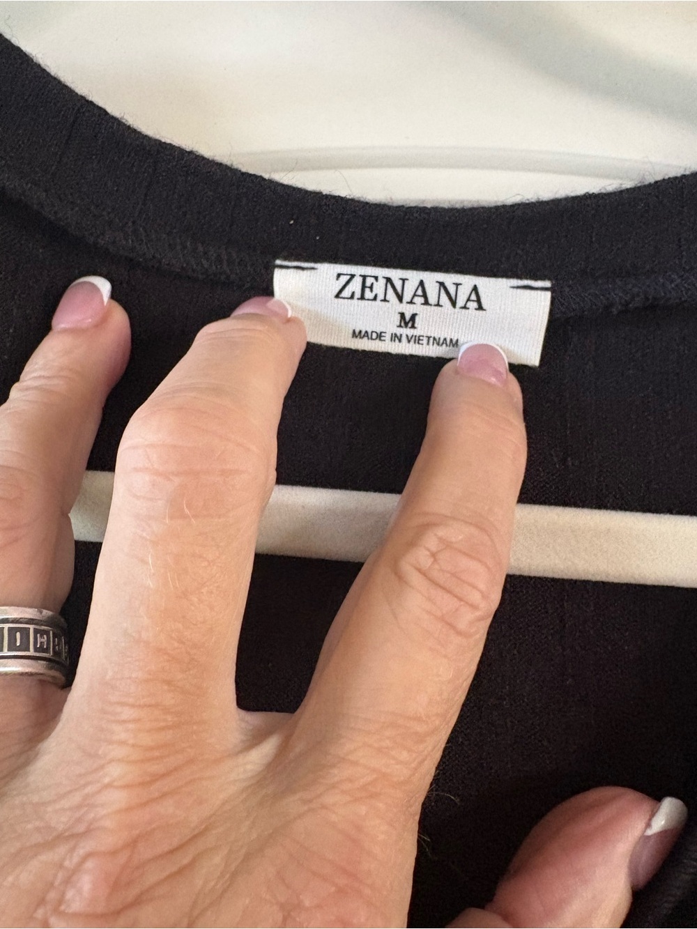 Zenana Outfitters Navy Ribbed V-Neck Short Sleeve Top - Picture 2 of 4